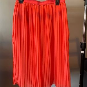 Pleated midi skirt
